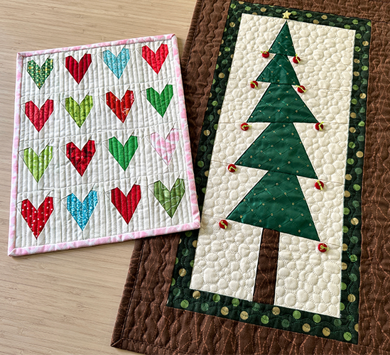 Holiday Mini-Quilt Duo